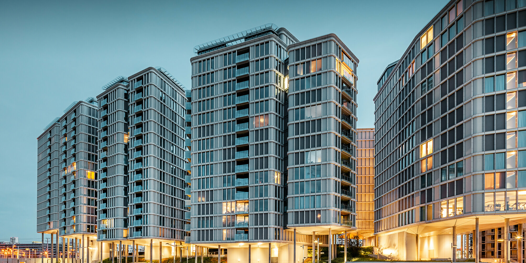Belvedere in Vienna with elements of the PREFA ripple profile in metallic silver, photographed at night