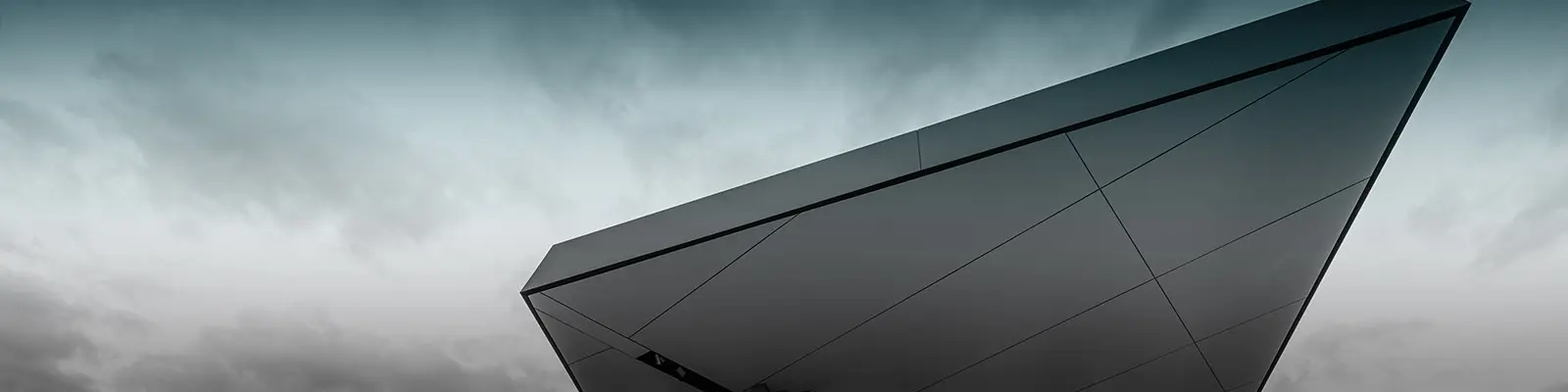 The Seethalerhütte at 2,470 metres above sea level at sunset, covered with PREFA FX.12 roof and façade panels
