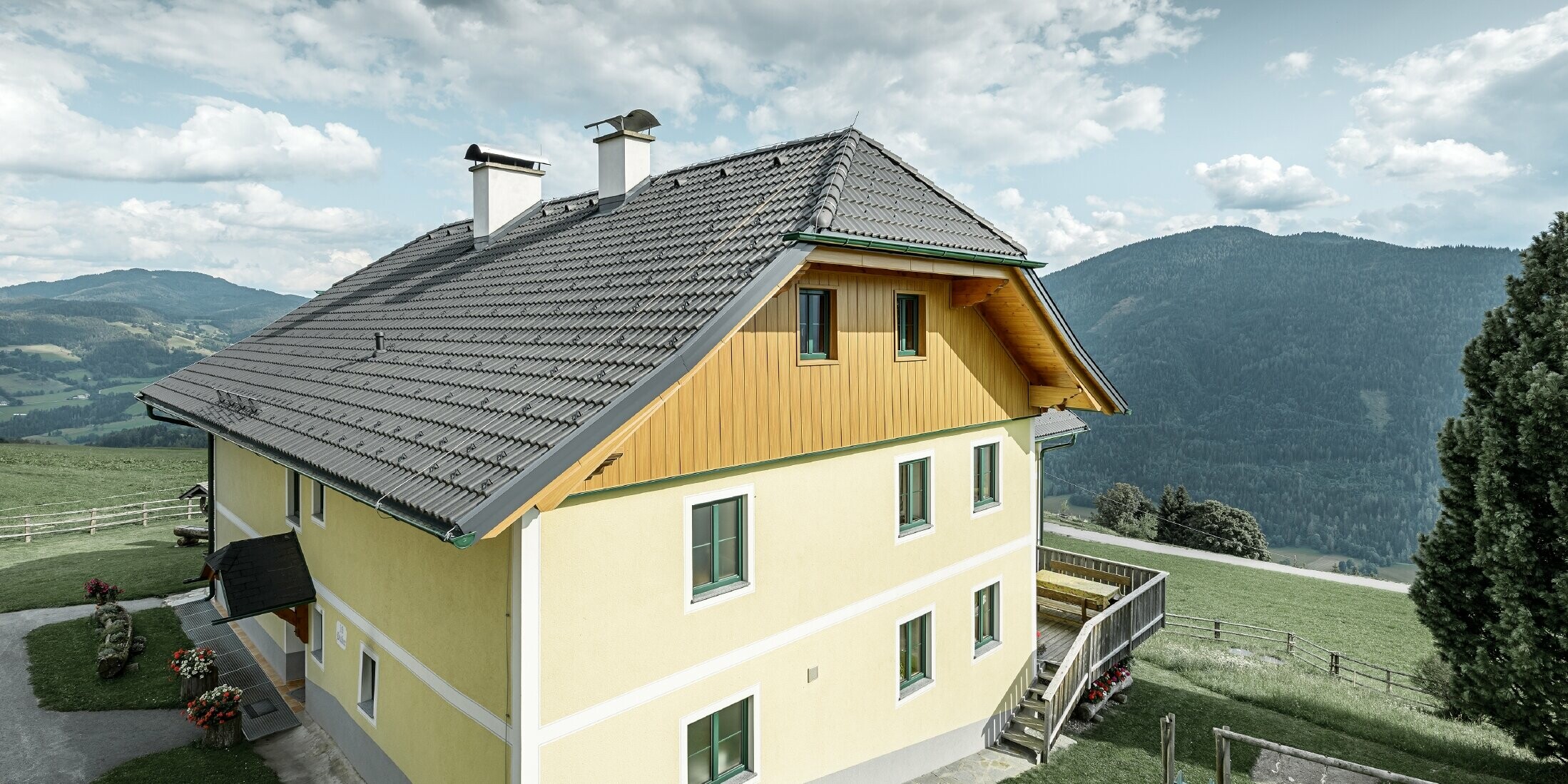Gable cladding in weather-proof PREFA wood finish